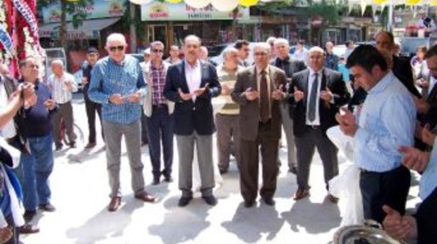 Salihli M&uuml;ft&uuml;s&uuml; İşyeri A&ccedil;ılışı Yaptı