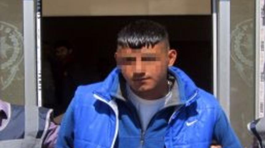 Cep Telefonu Faresi Tutuklandı