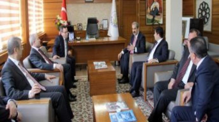 Bddk Y&ouml;netim Kurulu &Uuml;yeleri Başkan &Uuml;rg&uuml;p&rsquo;&uuml; Makamında Ziyaret Etti