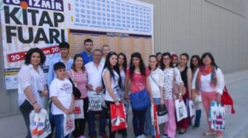 Kula Myo &Ouml;ğrencileri İzmir&rsquo;i Gezdi