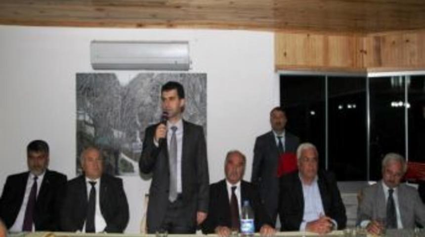 Karaisalı Platformu'ndan Teşekk&uuml;r Yemeği