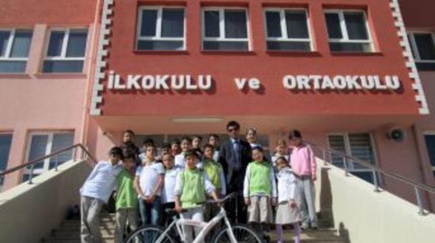 Monami'nin Resim Yarışmasında T&uuml;rkiye 2.&rsquo;si Şırnak&rsquo;tan