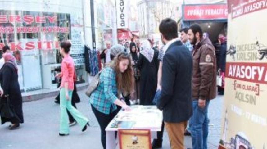 Ayasofya&rsquo;nın İbadete A&ccedil;ılması İ&ccedil;in İmza Kampanyası