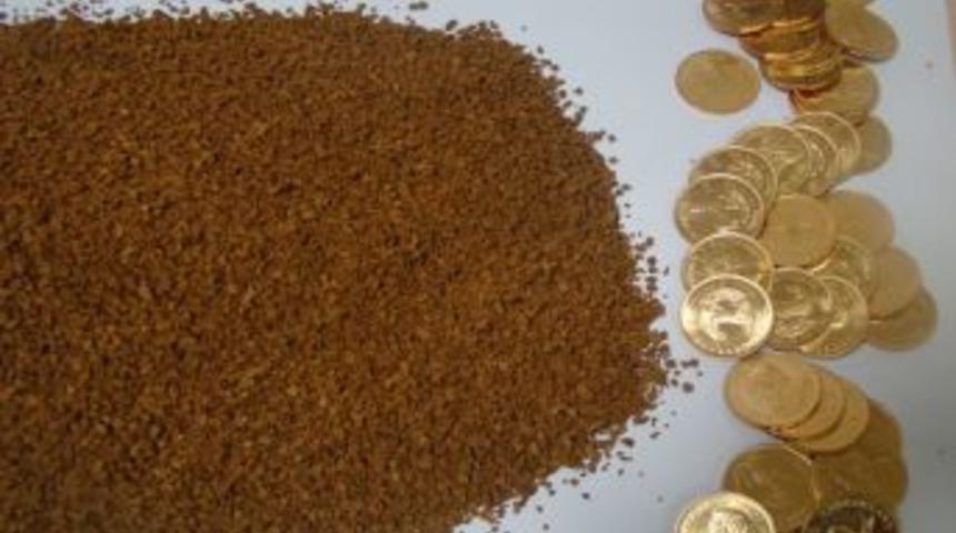 Kahve kavanozlarının i&ccedil;inden altın &ccedil;ıktı