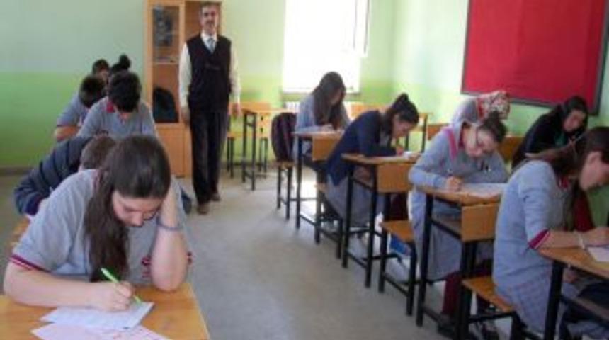 Simav'da 'G&uuml;l'le Yaşamak' Yarışması Yapıldı