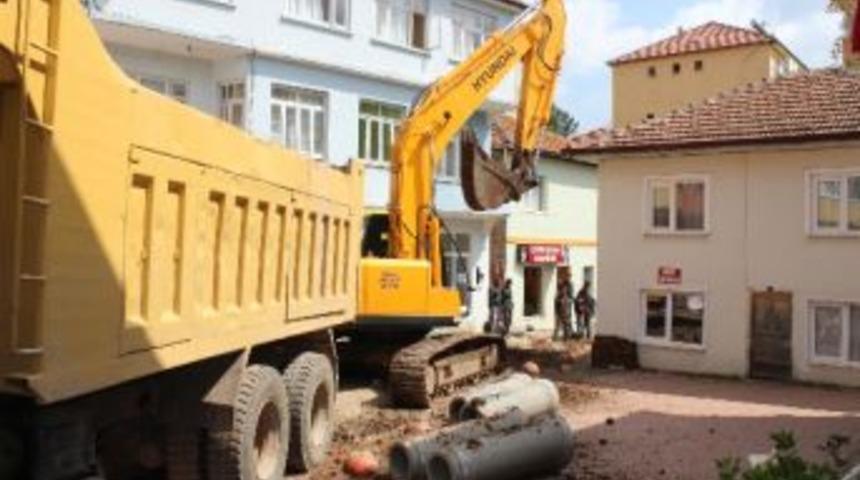 &Ccedil;akraz Alt Yapı Ve Arıtma Projesi İ&ccedil;in 2,5 Milyon Tl &Ouml;denek Aktarıldı