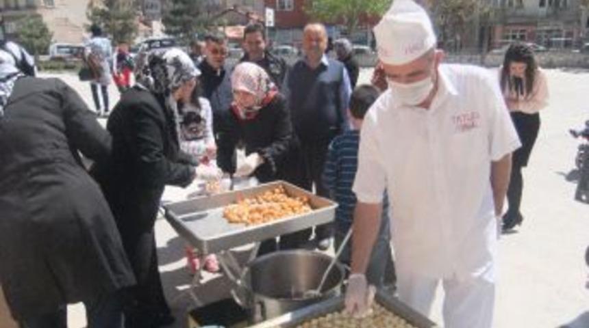 Bin Kişiye Lokma İkramı