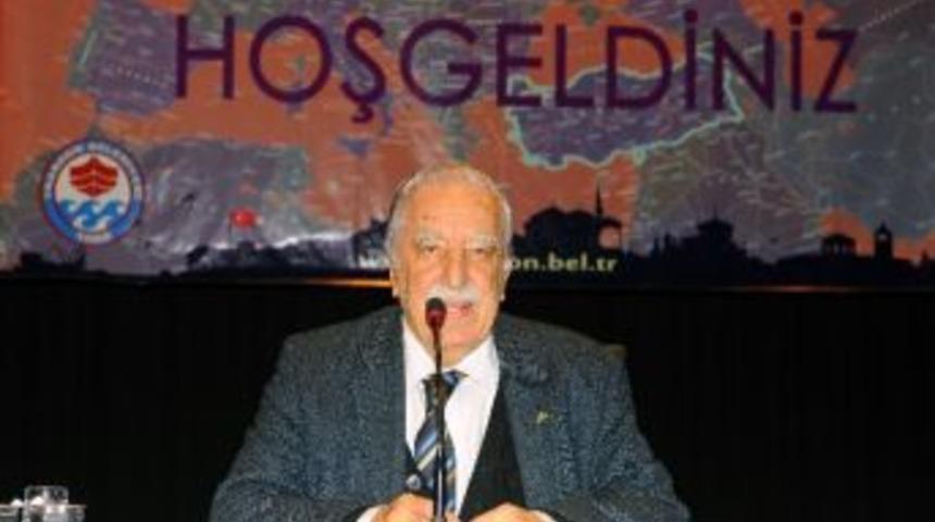 Prof. Dr. Nevzat Yal&ccedil;ıntaş&rsquo;tan Trabzon&rsquo;da &ldquo;avrupa&rsquo;da Y&uuml;kselen Hilal&rdquo; Konferansı