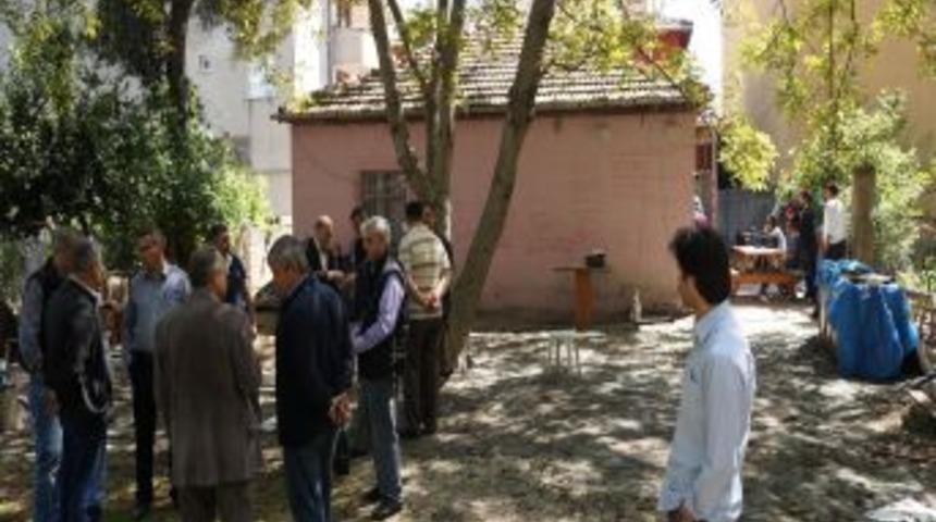 Sultanbeyli&rsquo;de Icra Direnişi S&uuml;r&uuml;yor