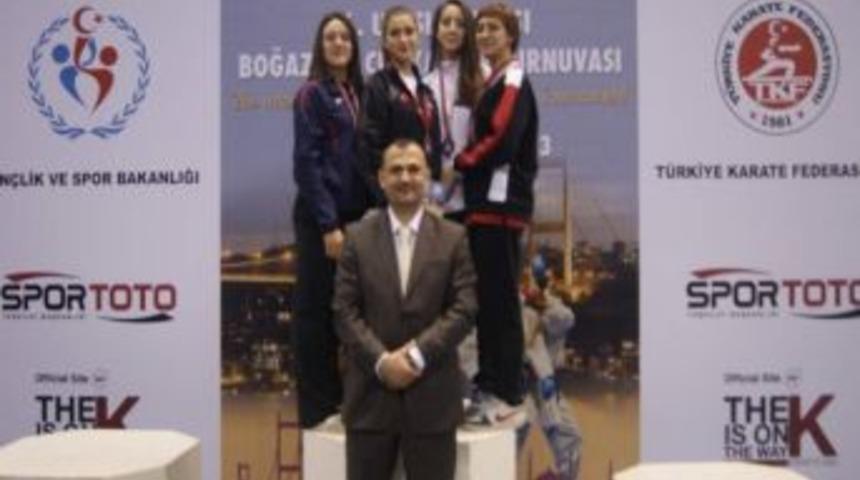 Ayb&uuml;ke Levent Başarıya Doymuyor