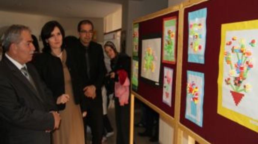 Kağıt Kıvırma Sanatı Kursiyerleri Sergi A&ccedil;tı