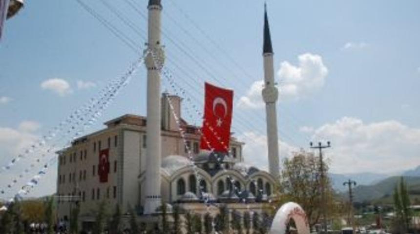 Başbakan Yardımcısı Bozdağ, Tokat&rsquo;ta K&uuml;lliye A&ccedil;ılışına Katıldı