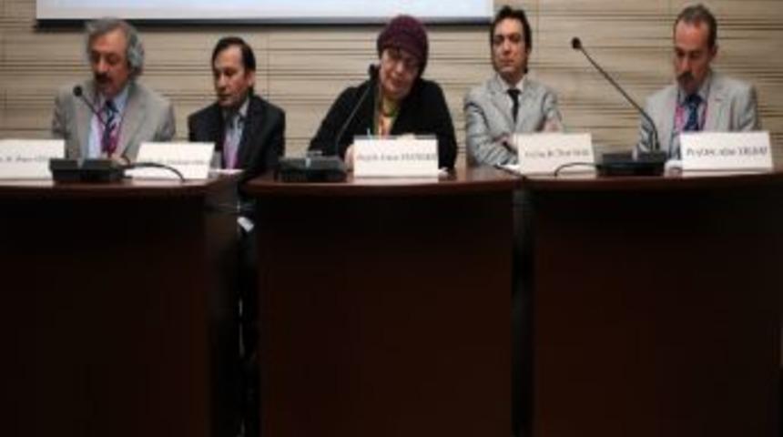 Uluslararası Hace Muhammed L&uuml;tfi Sempozyumu&rsquo;na Yoğun İlgi