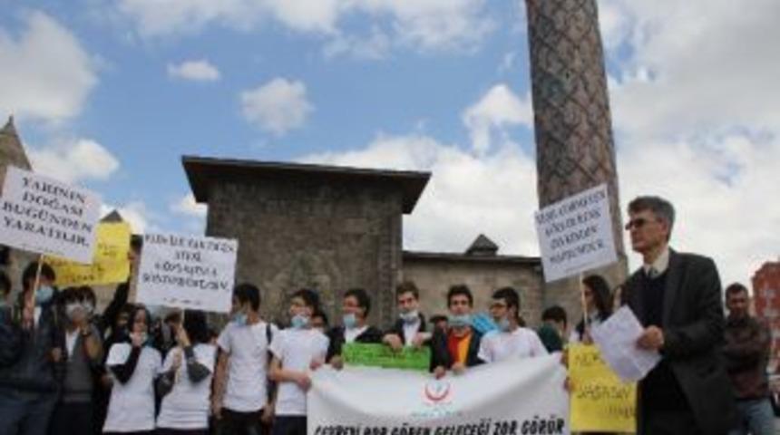 Lise Öğrencileri Astım Ve Koah Hastalıkları İçin Yürüdü