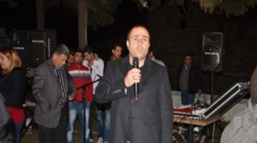 Kilitbahir K&ouml;y&uuml;nde Fener Alayı D&uuml;zenlendi