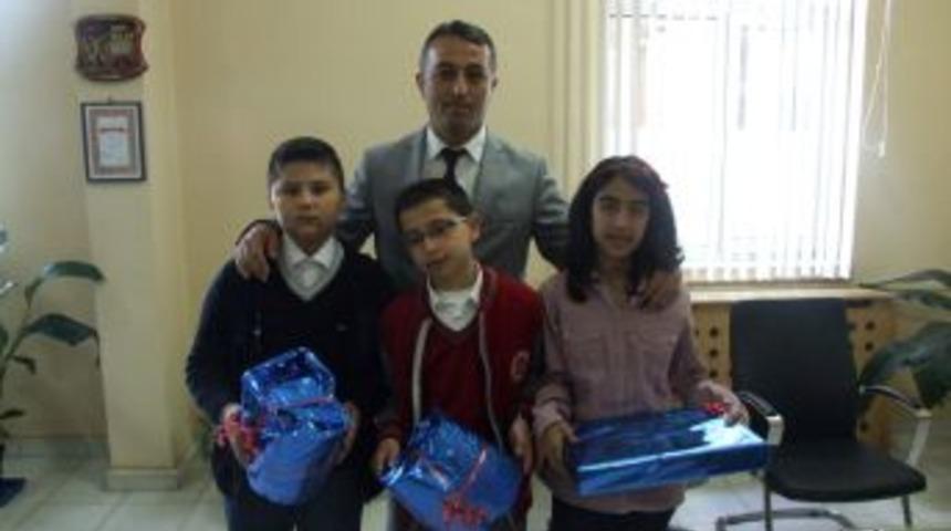 SABİO&rsquo;da Başarılı Olan &Ouml;ğrenciler &Ouml;d&uuml;llendirildi