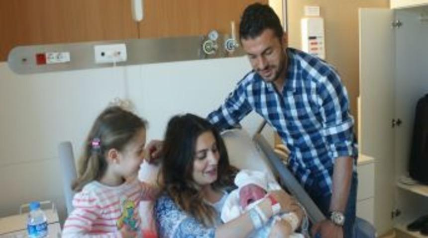 Tandoğan Ailesinin Mutlu G&uuml;n&uuml;