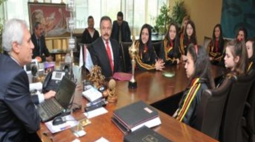 Şampiyon Canaydın Kupayı Bozbey&rsquo;e Getirdi