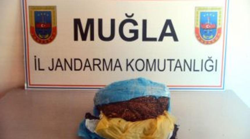 Yastık Kılıfında Uyuşturucu Ele Ge&ccedil;irildi