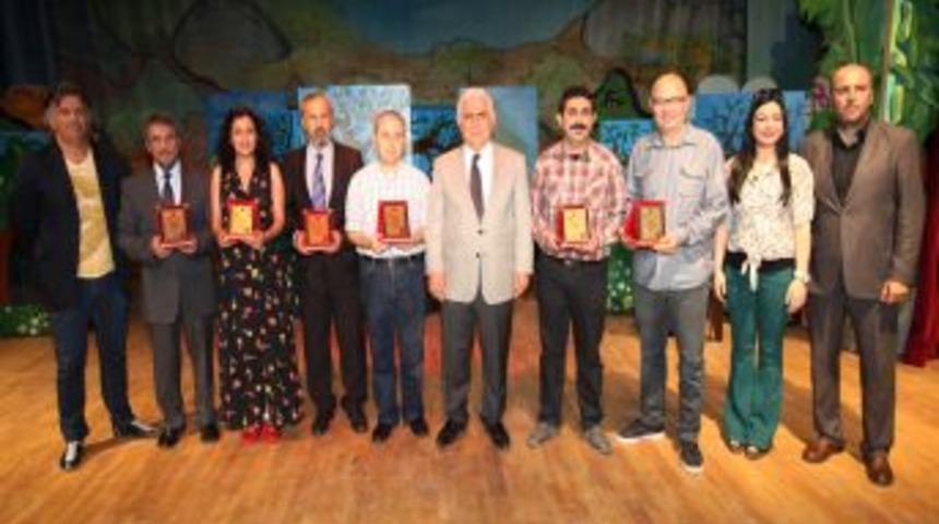 Seyhan&rsquo;ın '&Ccedil;ocuk Oyunları Festivali&rsquo;ne Binlerce Minik Izleyici Katıldı