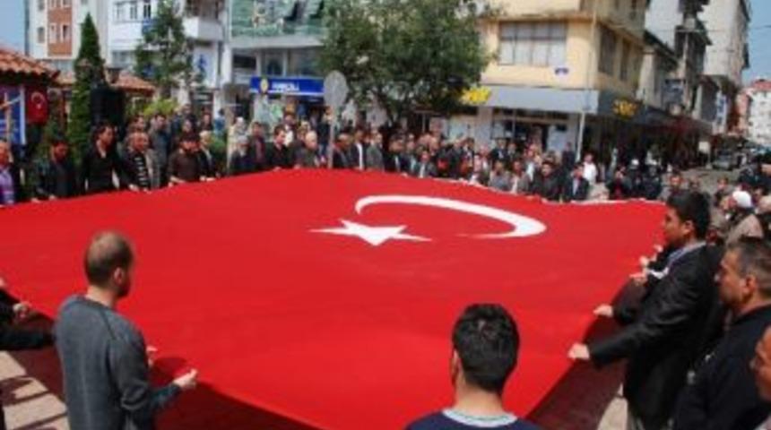 Rize&rsquo;de &Ccedil;&ouml;z&uuml;m S&uuml;reci Protesto Edildi