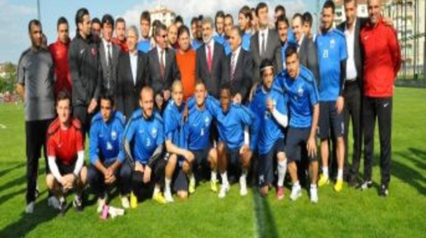 Bakan Yıldız&rsquo;dan Kayseri Erciyesspor&rsquo;a Moral Ziyareti