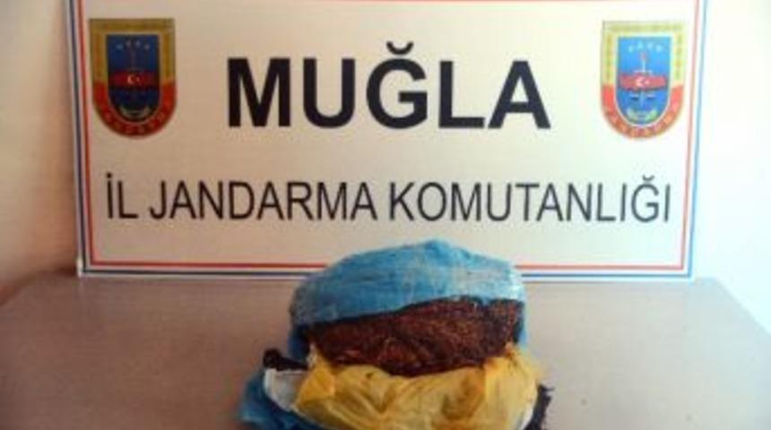 Yastık Kılıfında Uyuşturucu Yakalandı