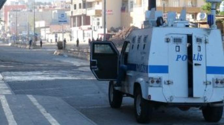 Cizre&rsquo;de Izinsiz Olaylara Polis M&uuml;dahale Etti