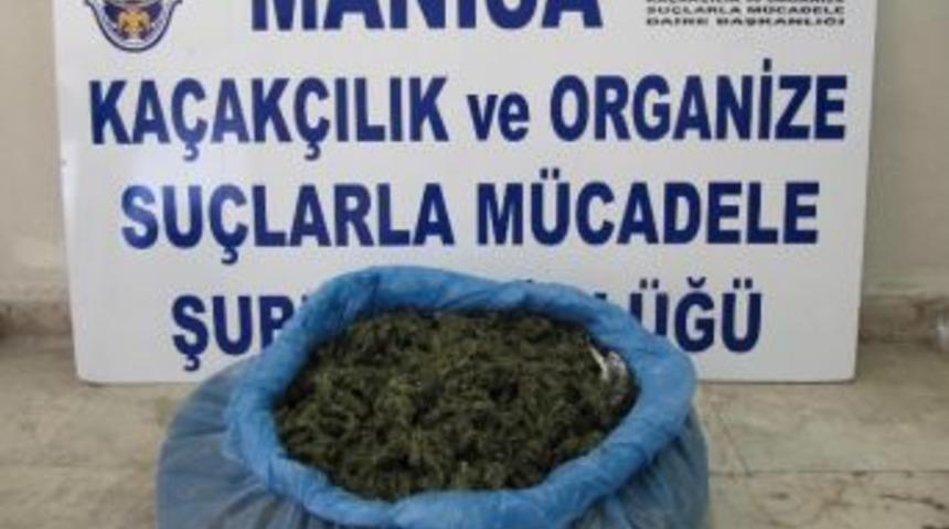 Manisa&rsquo;da 2 Kilo 500 Gram Esrar Ele Ge&ccedil;irildi