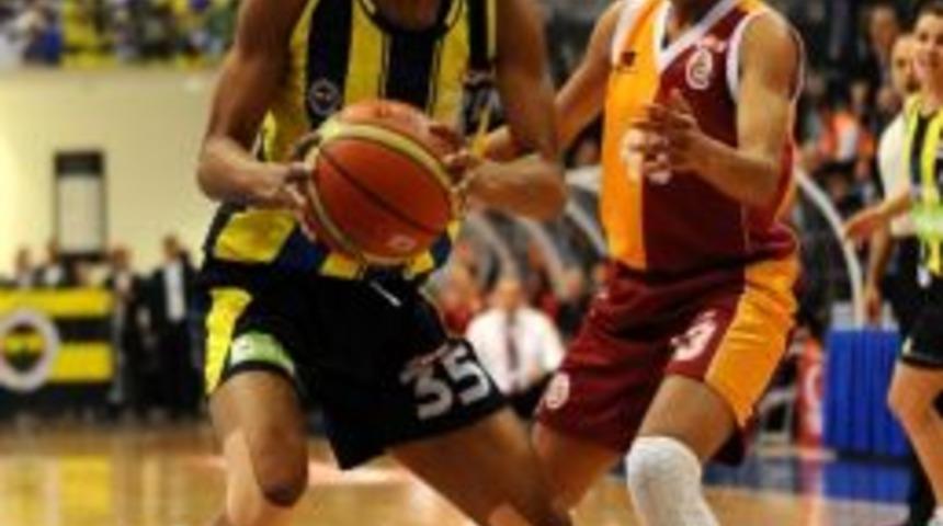Fenerbah&ccedil;e Seriyi Eşitledi