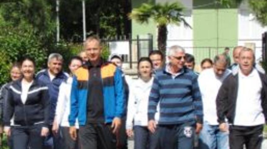 &Ouml;demişli Sağlık &Ccedil;alışanları Her Cuma Hareket Edecek