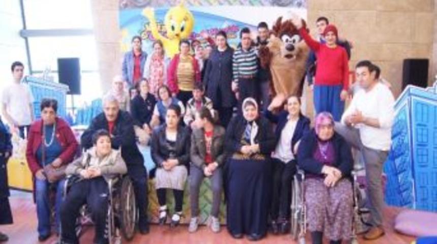 Forum Trabzon&rsquo;da Yaklaşık Bin 500 &Ccedil;ocuk, M&uuml;zik Garajı İle Eğlendi