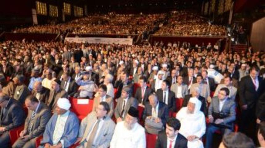 İslam &Acirc;limlerini Buluşturan İcma Sempozyumu Başladı