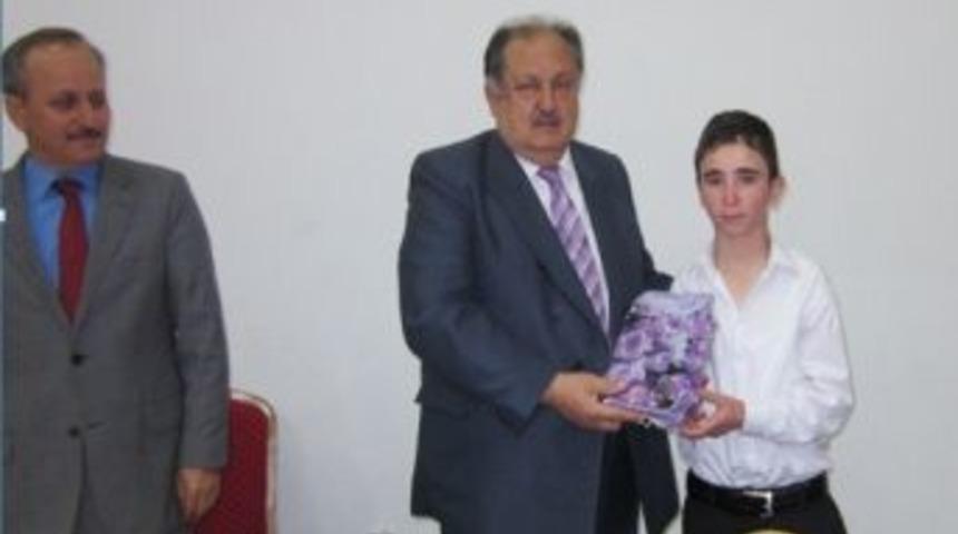 Kur'an Kursları Arası Kur'an'ı G&uuml;zel Okuma Yarışması