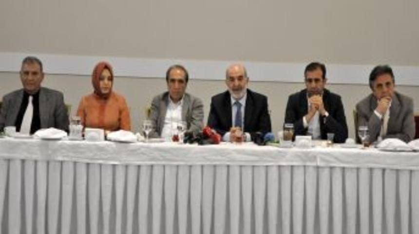 "Dileriz Silahlar Susar, &Ccedil;&uuml;nk&uuml; Silah Her Şeyin Kimyasını Bozuyor"
