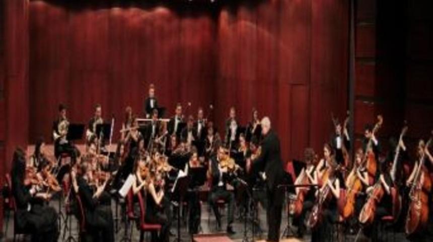 Mozart&rsquo;ın Ezgileri Eskişehir&rsquo;de Yankılandı