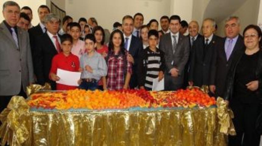 Engelliler &Uuml;retiyor Engelleri Aşıyor&rdquo; Sergisi A&ccedil;ıldı