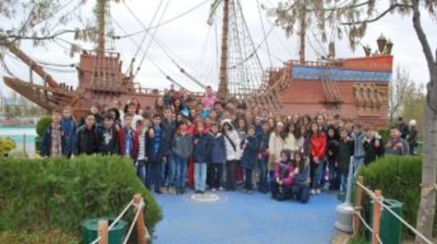 Bah&ccedil;elievler Gazi Ortaokulu Eskişehir&rsquo;e Gezi D&uuml;zenledi