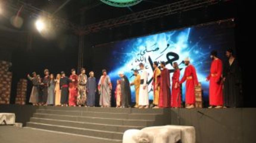 Doyasıya Bir 'Kutlu Doğum'