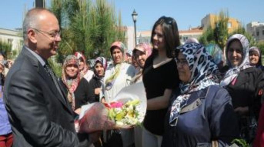 Kadınların Manisa Gezileri Devam Ediyor