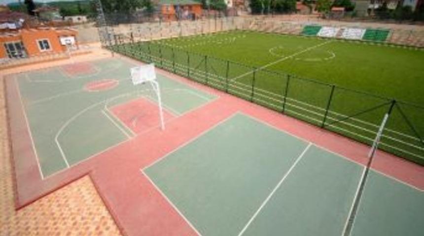 B&uuml;y&uuml;kşehir Uzun&ccedil;iftlik&rsquo;e Spor Kompleksi Yaptırıyor