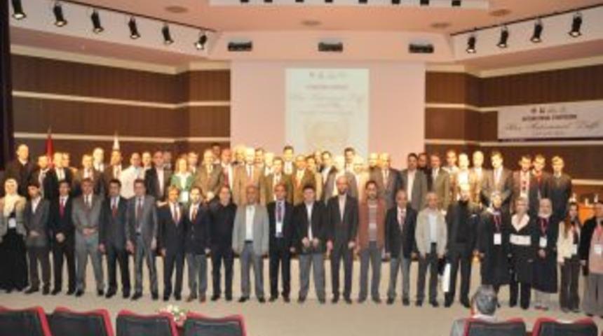 "Alvarlı Efe&rsquo;nin Fikirleri Karamsarlık, Nefret Ve &Uuml;mitsizliğe &Ccedil;areyi Anlatıyor"