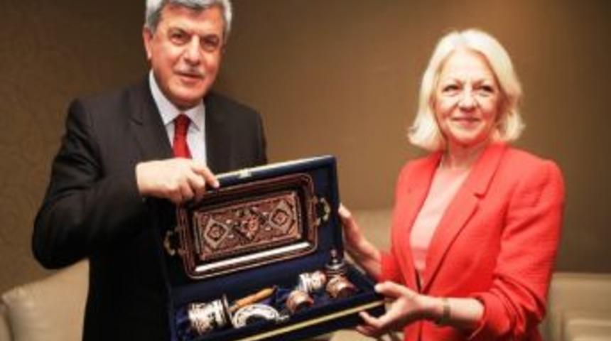 Romanya Başkonsolosu Başkan Karaosmanoğlu&rsquo;nu Ziyaret Etti