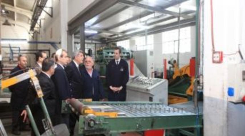 Başkan Karaosmanoğlu İş&ccedil;ilerle Yemek Yedi