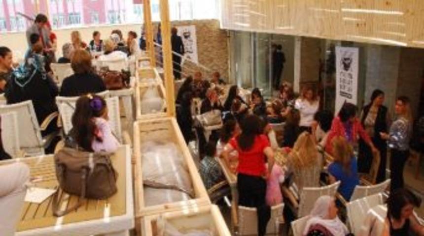 Add, Kadın Stk&rsquo;lılar İle &Ccedil;ay Partisinde Bir Araya Geldi