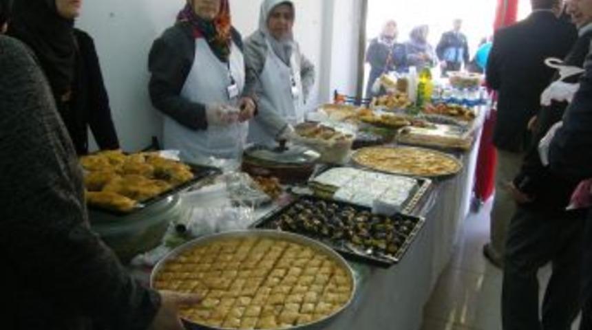 GEMSİAD'dan Fakir &Ouml;ğrenciler Yararına Kermes