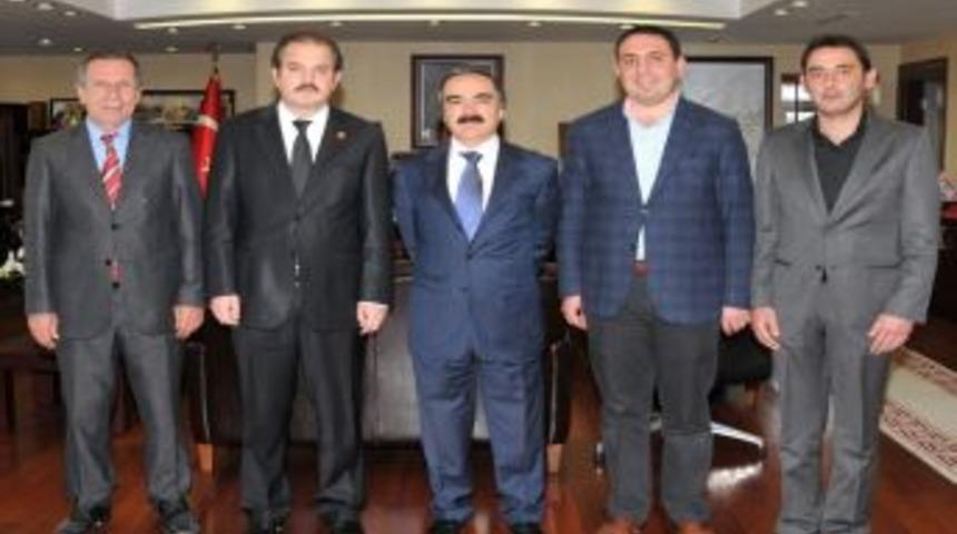 Vali Coş, T&uuml;msiad &Uuml;yelerini Kabul Etti