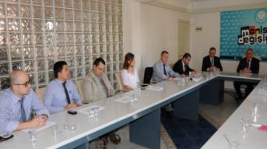 Manisa'da, Afet Riski Altındaki Alanların D&ouml;n&uuml;şt&uuml;r&uuml;lmesi Anlatıldı