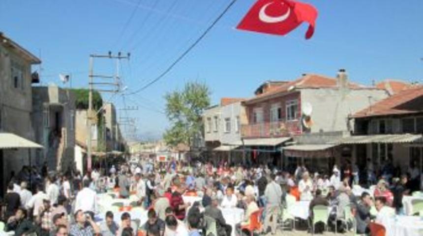 Romanlar Kutlu Doğum Programı D&uuml;zenledi