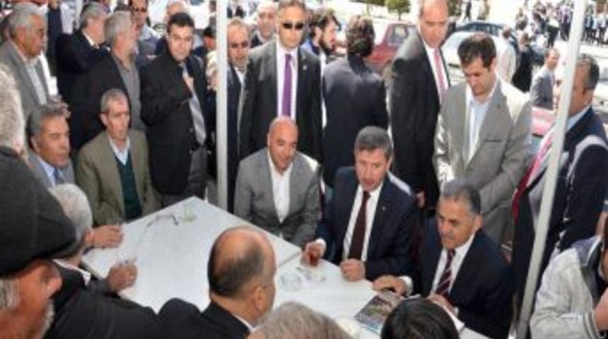 Vali Yılmaz, Hisarcık'ta Vatandaşlarla Sohbet Etti